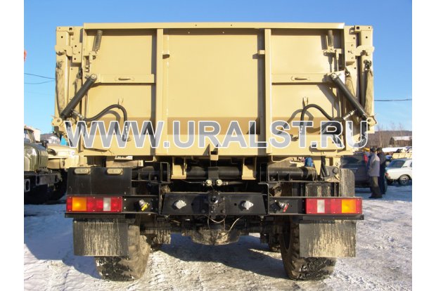 Самосвал Урал 5557-40