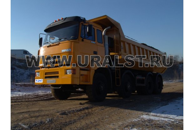 Автомобиль урал 6563