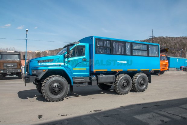 Вахтовый автобус Урал-NEXT 32551-5013-71