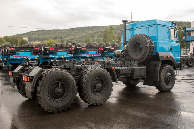 Седельный тягач Урал 44202-3511-82Е5