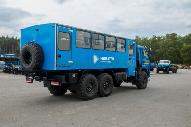 Автобус вахтовый 28+2 сп.м комфорт УСТ 54535 Камаз 43118-50