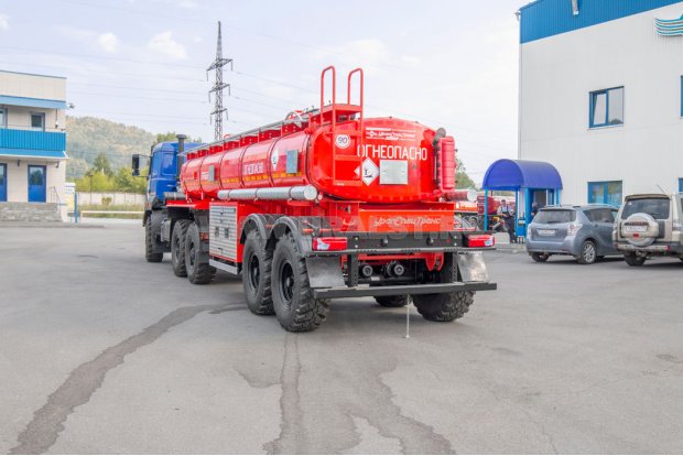 Полуприцеп цистерна ППЦ 15,5П-21-2Н УСТ 9465 прямая рама, насос