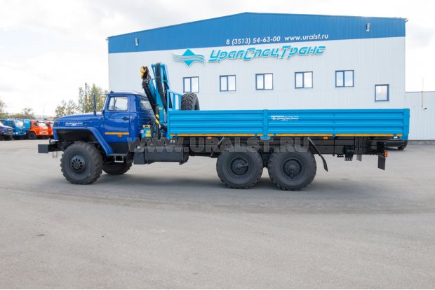 Бортовой автомобиль с КМУ ИМ-95 УСТ 5453 Урал 4320-1951-60