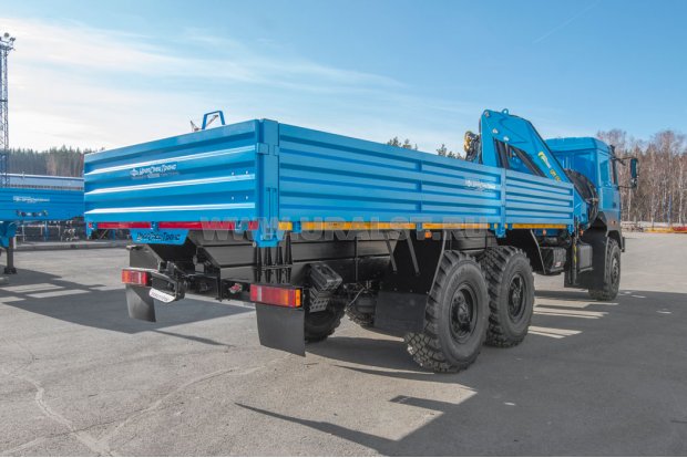 Автомобиль бортовой с КМУ ИМ-150 УСТ 5453PH Урал 4320-80Е5 сп.м