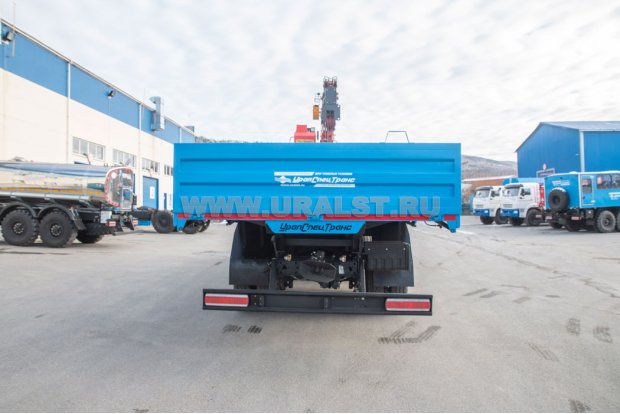 Бортовой с КМУ Dong yang SS1956УСТ 5453 Камаз 65115-50
