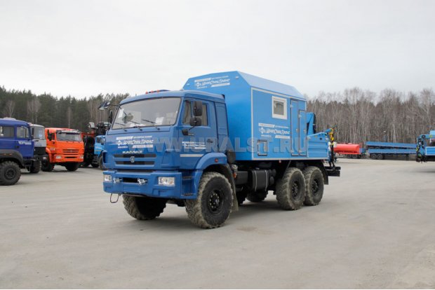 Мобильная ремонтная мастерская Камаз 43118-46 с краном-манипулятором ИМ-77