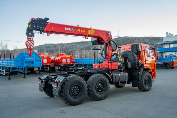 Седельный тягач с КМУ ИТ-150 (тросовый)