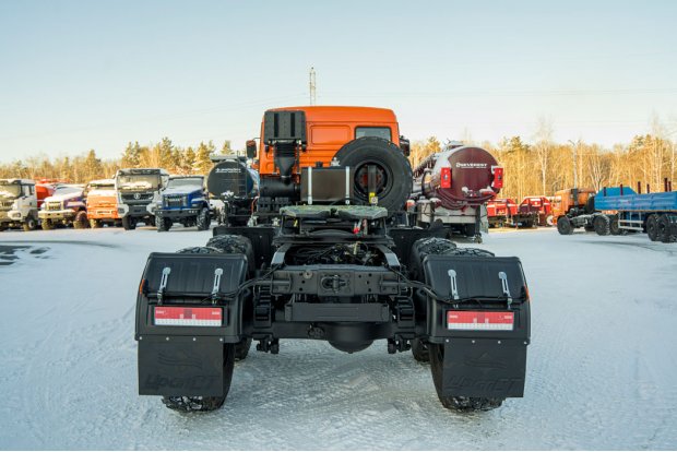 Седельный тягач УСТ 5453 Камаз 43118 сп.м.