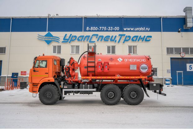 Автоцистерна вакуумная нефтепромысловая АКН-10 ВК Камаз 43118,ДОПОГ, УВЭОС