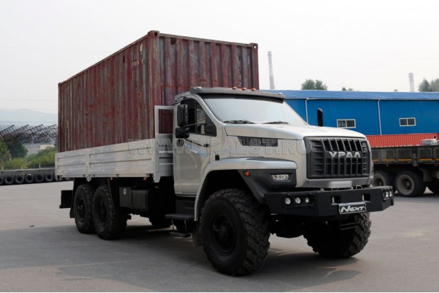 Автомобиль-контейнеровоз бортовой Урал NEXT 4320-6951-74