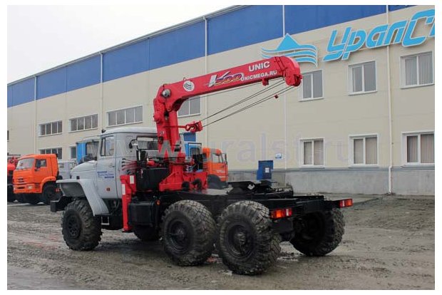 Седельный тягач с КМУ UNIC 503 УСТ 5453 Урал 44202-60Е5