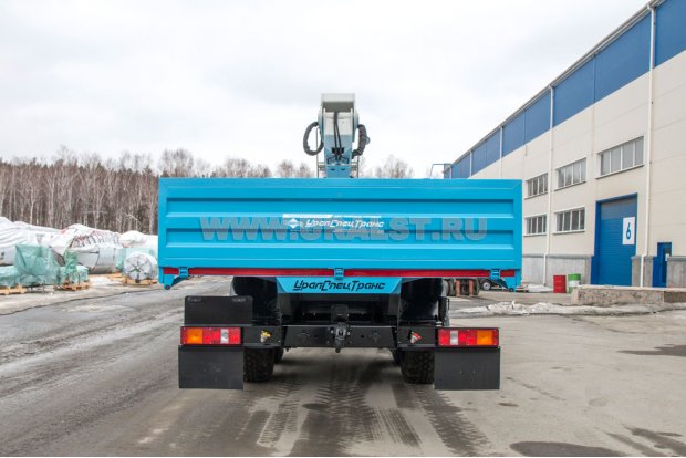 Автомобиль бортовой Урал 4320-72М с краном-манипулятором ИФ-300
