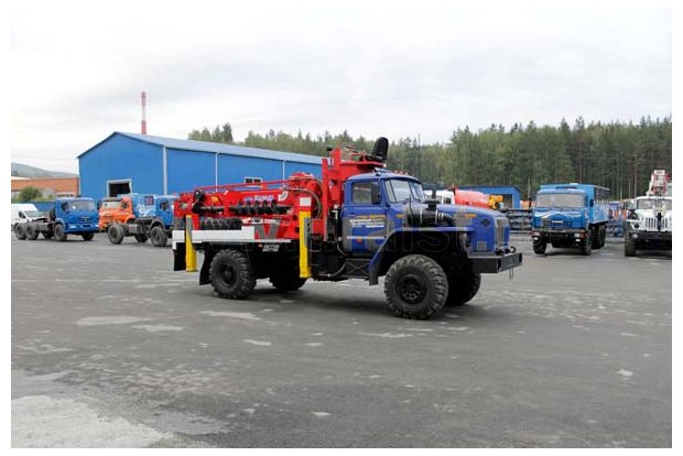 БКМ с Kanglim KDC 5600 УСТ 5453 Урал 43206Е5