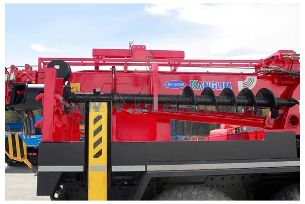 БКМ с Kanglim KDC 5600 УСТ 54531 Камаз 5350