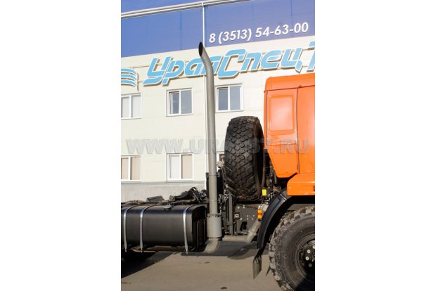 Седельный тягач Камаз 44108-6910-24 (ЕВРО-3)