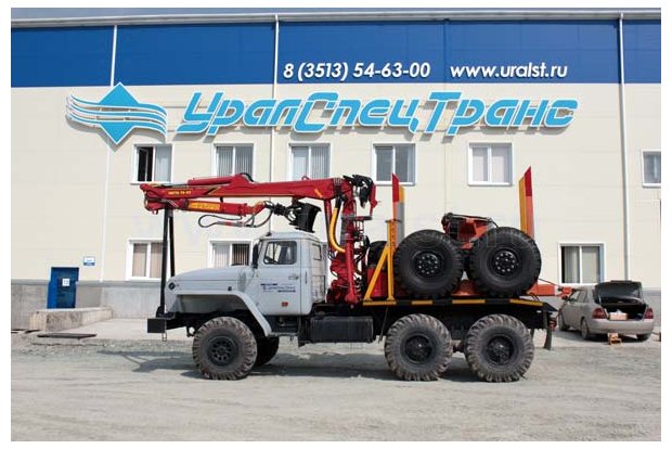 Лесовоз с ГМ ПЛ 70-02 Урал 55571