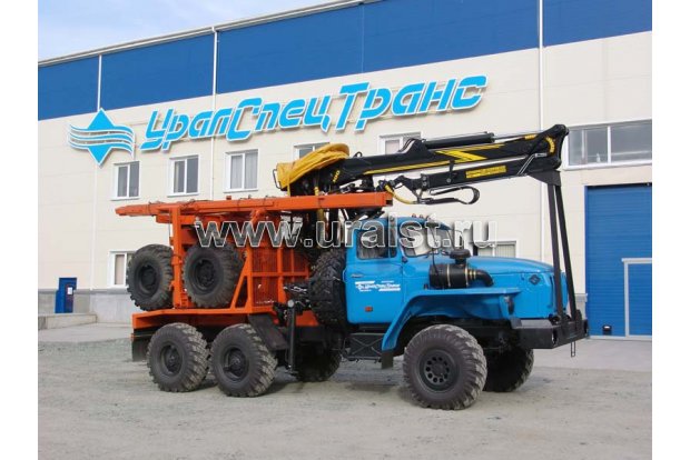 Лесовозный автопоезд Урал 5557-1151-60Е5 с манипулятором ОМТЛ 97-04+УСТ 94651С ТЕЛЕСКОП