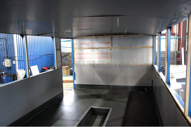 Автобус вахтовый 22+2 комфорт (нерж) УСТ 5453 Камаз 5350-66(D5)