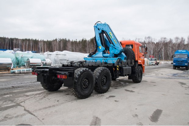 Седельный тягач с КМУ ИМ-240 УСТ 5453 Камаз 43118
