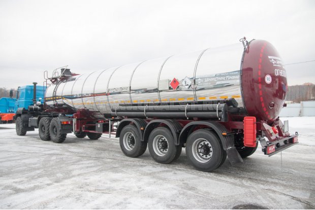 Полуприцеп цистерна для нефти УСТ-94651