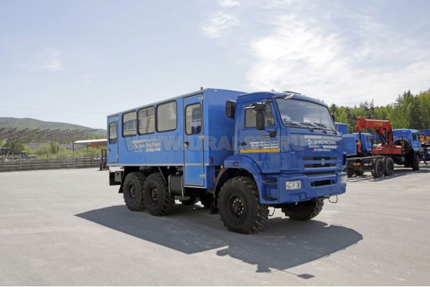 Автобус вахтовый 22+2 комфорт (нерж) УСТ 5453 Камаз 5350-66(D5)