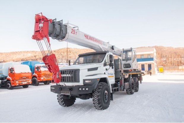 Автокран Челябинец КС-55732