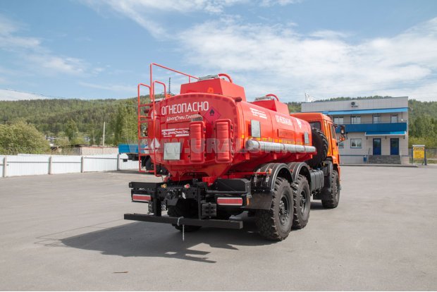 Автотопливозаправщик Камаз АТЗ-11Б-2 УСТ-5453