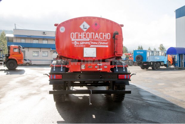 Полуприцеп цистерна ППЦ 30-21 УСТ-94651