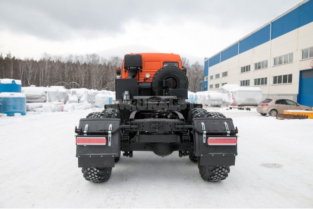 Седельный тягач УСТ 5453 Камаз 43118, ZF, сп.м., доработка под ДОПОГ