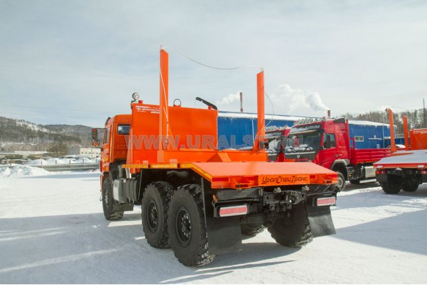 Лесовоз УСТ 5453 Камаз 43118