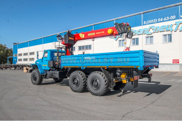 Автомобиль бортовой с КМУ ИТ-150 (тросовый) УСТ 54532Е Урал 4320-60Е5