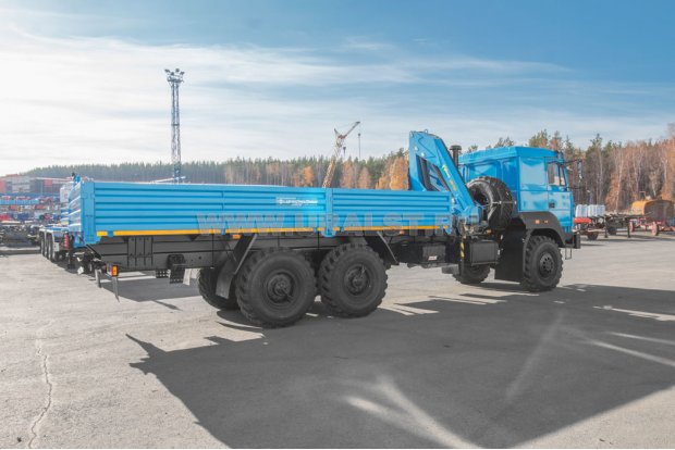 Автомобиль бортовой с КМУ ИМ-150 УСТ 5453PH Урал 4320-80Е5 сп.м