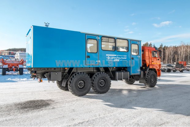 Автобус грузопассажирский ГПА УСТ 54535Р (16+2) закр. Камаз 43118-50 сп.м.