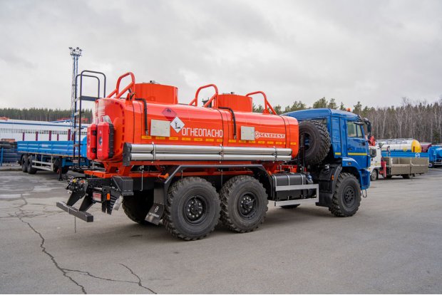 Автотопливозаправщик АТЗ-11-2 УСТ 5453 Камаз 43118