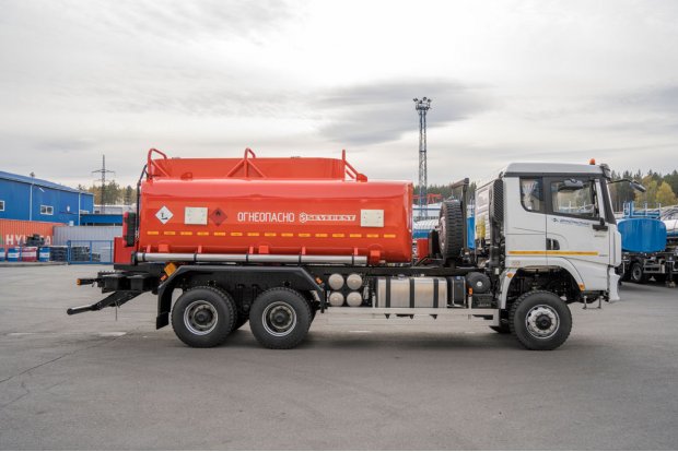 Автотопливозаправщик АТЗ-17-2, SHACMAN SX32586 6х6