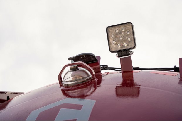 Фонарь освещения и смотровое окно чашечного типа