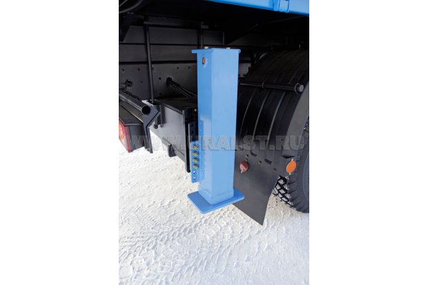 Бортовой с КМУ DongYang SS2725LB УСТ 5453 Камаз 65225