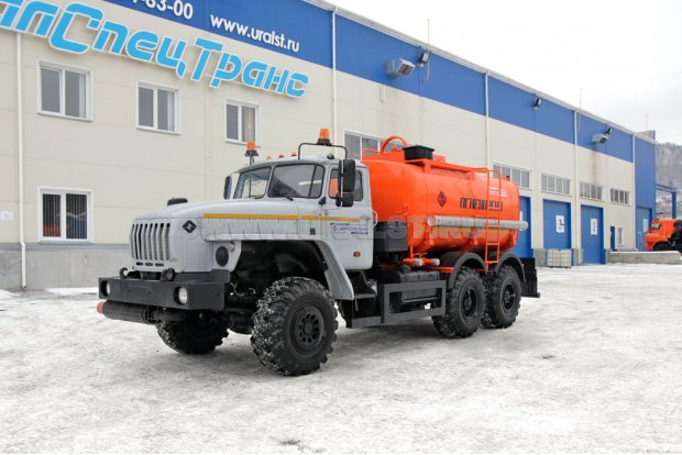 Автотопливозаправщик АТЗ-10 Урал 5557-70/60