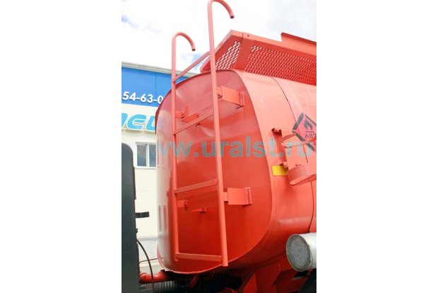 АТЗ-9 Урал 5557Е5