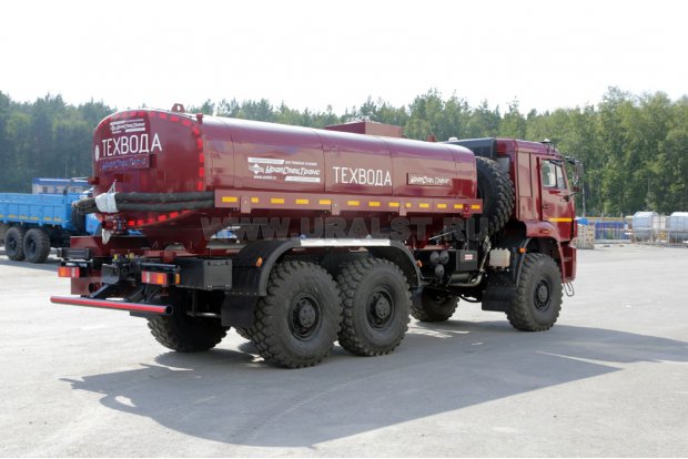 Автоцистерна для техводы АЦВ-16