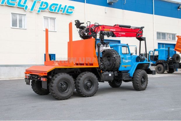 ЛЕСОВОЗ С ГМ EPSILON М130L97 УСТ 5453 УРАЛ 5557Е5