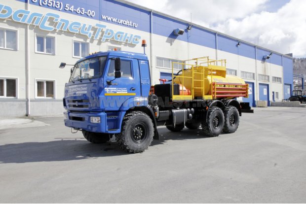 Установка для кислотной обработки скважин СИН-32 на шасси Камаз 43118-46