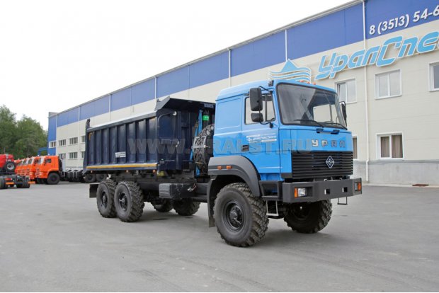 Самосвальный автомобиль Урал 4320-82МА12. Самосвальная навеска 16,6 куб. м