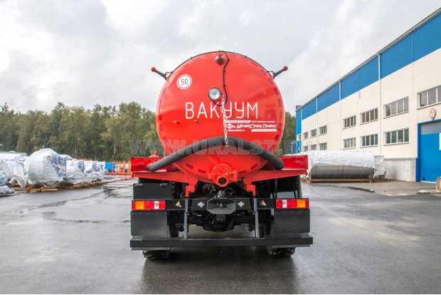 Автоцистерна вакуумная МВ-11 КО УСТ-5453