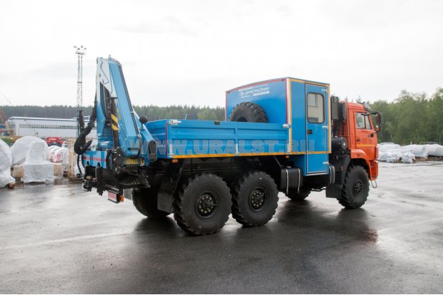 Грузопассажирский автомобиль УСТ Камаз ГПА с КМУ ИМ-150