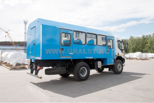 Вахтовый автобус IVECO-AMT 423900