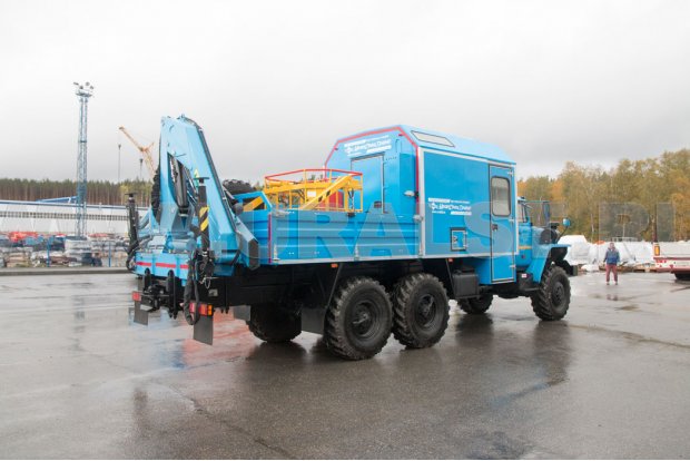 АРОК с КМУ ИМ-150N (люлька) УСТ 5453 Урал 4320-1951-60