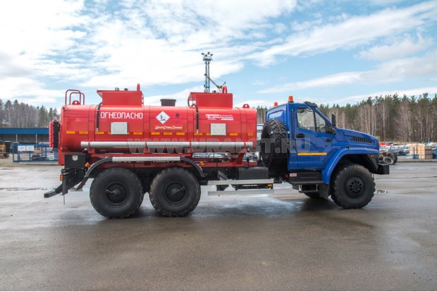 Автотопливозаправщик АТЗ-11-2 УСТ 5453 Урал NEXT 4320-74Е5Г38