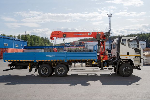 Бортовой автомобиль УСТ 5453 с КМУ KANGLIM KS-1256 FAW 3250