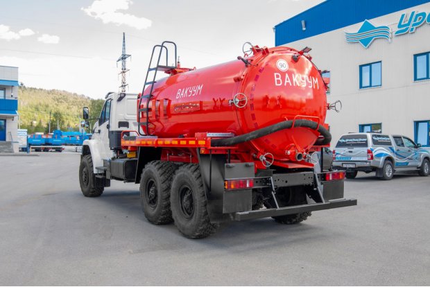 Автоцистерна вакуумная коммунальная МВ-10-ОД КО УСТ 5453 Урал NEXT 4320-6951-72